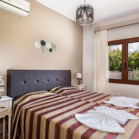 הוילה Stalós Lila Hill House מראה חיצוני תמונה