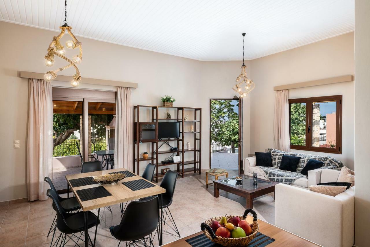 הוילה Stalós Lila Hill House מראה חיצוני תמונה